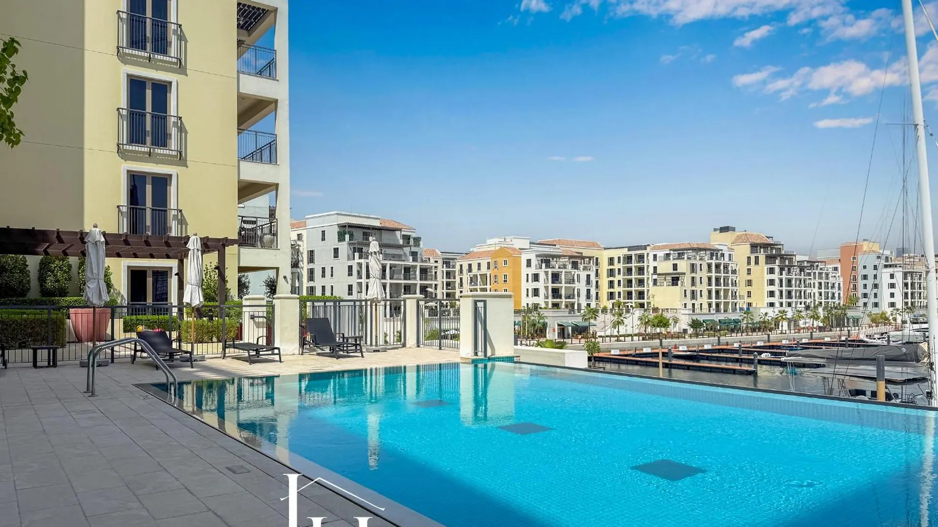 Lux The Le Pont Sea View Suite Dubai 0*,  United Arab Emirates